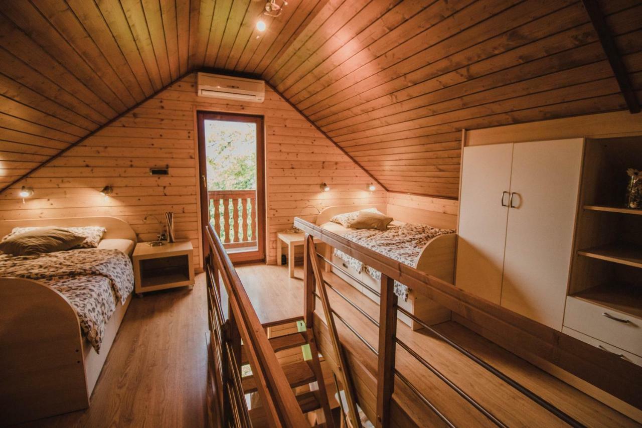 Вилла Lazec Country House Pluznje Экстерьер фото
