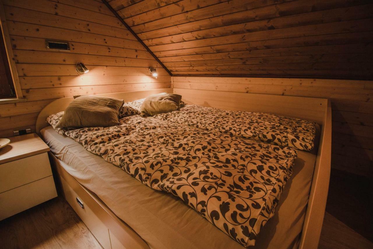 Вилла Lazec Country House Pluznje Экстерьер фото