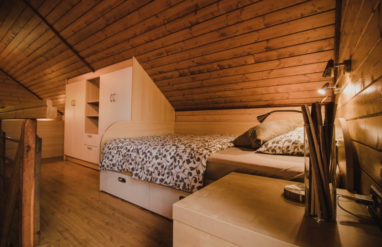 Вилла Lazec Country House Pluznje Экстерьер фото